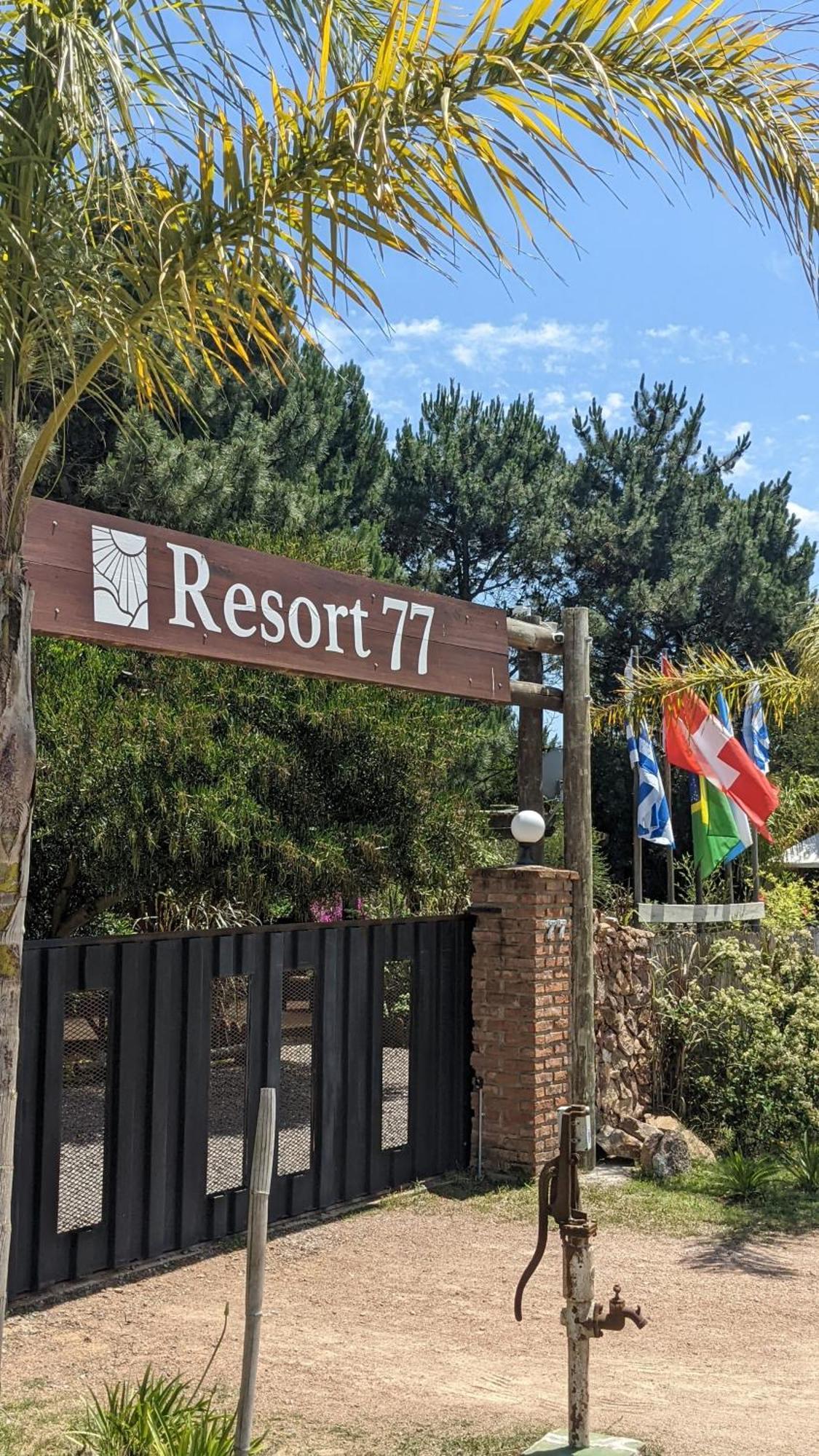 Resort 77 Piriápolis Kültér fotó